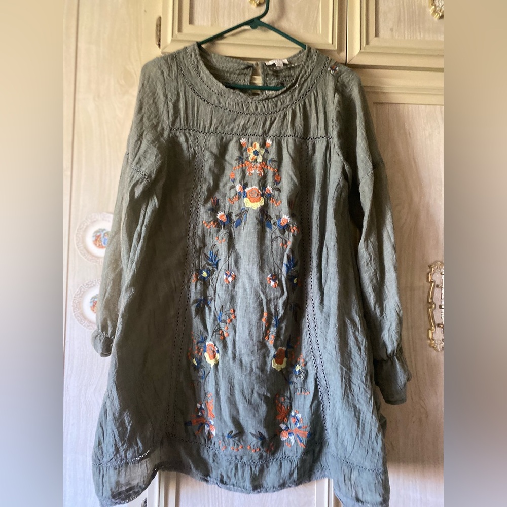 Umgee tunic - size S
